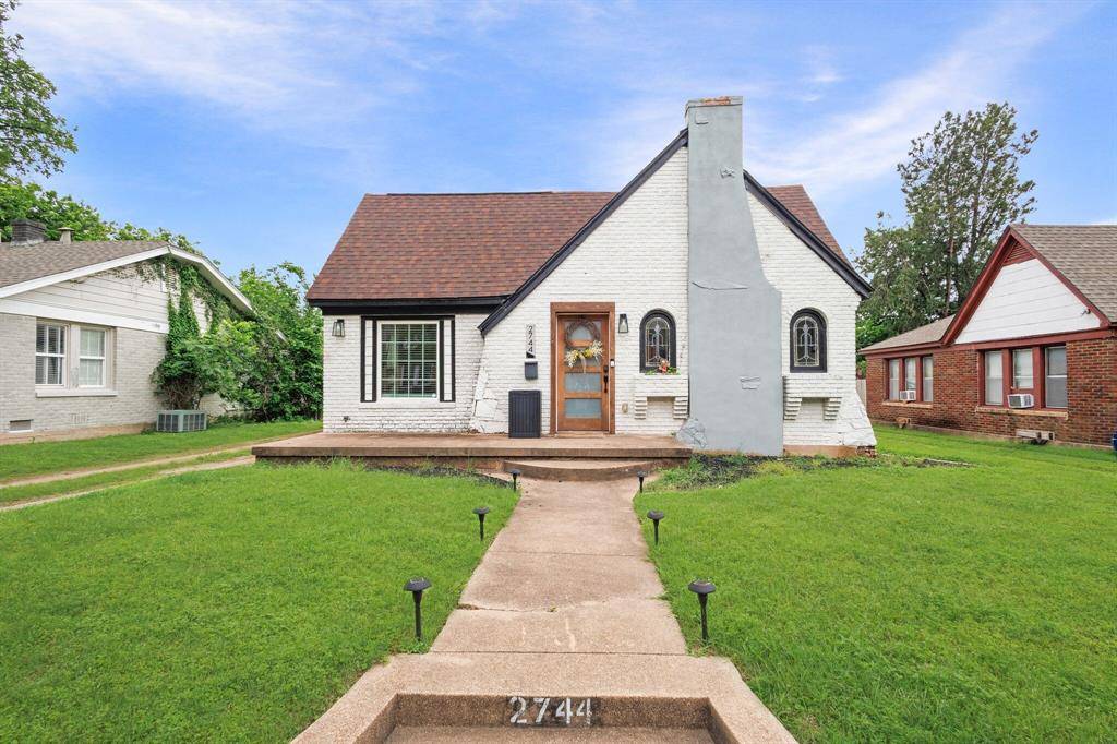 2744 Catherine Street, Dallas, TX 75211