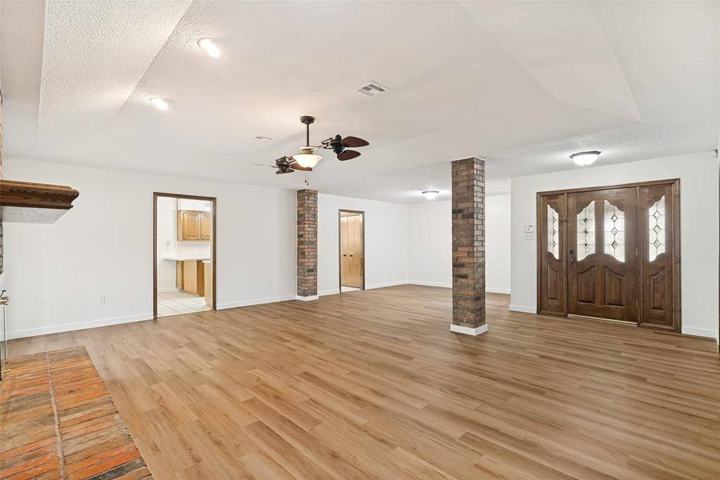 710 Upper Denton Road, Weatherford, TX 76085