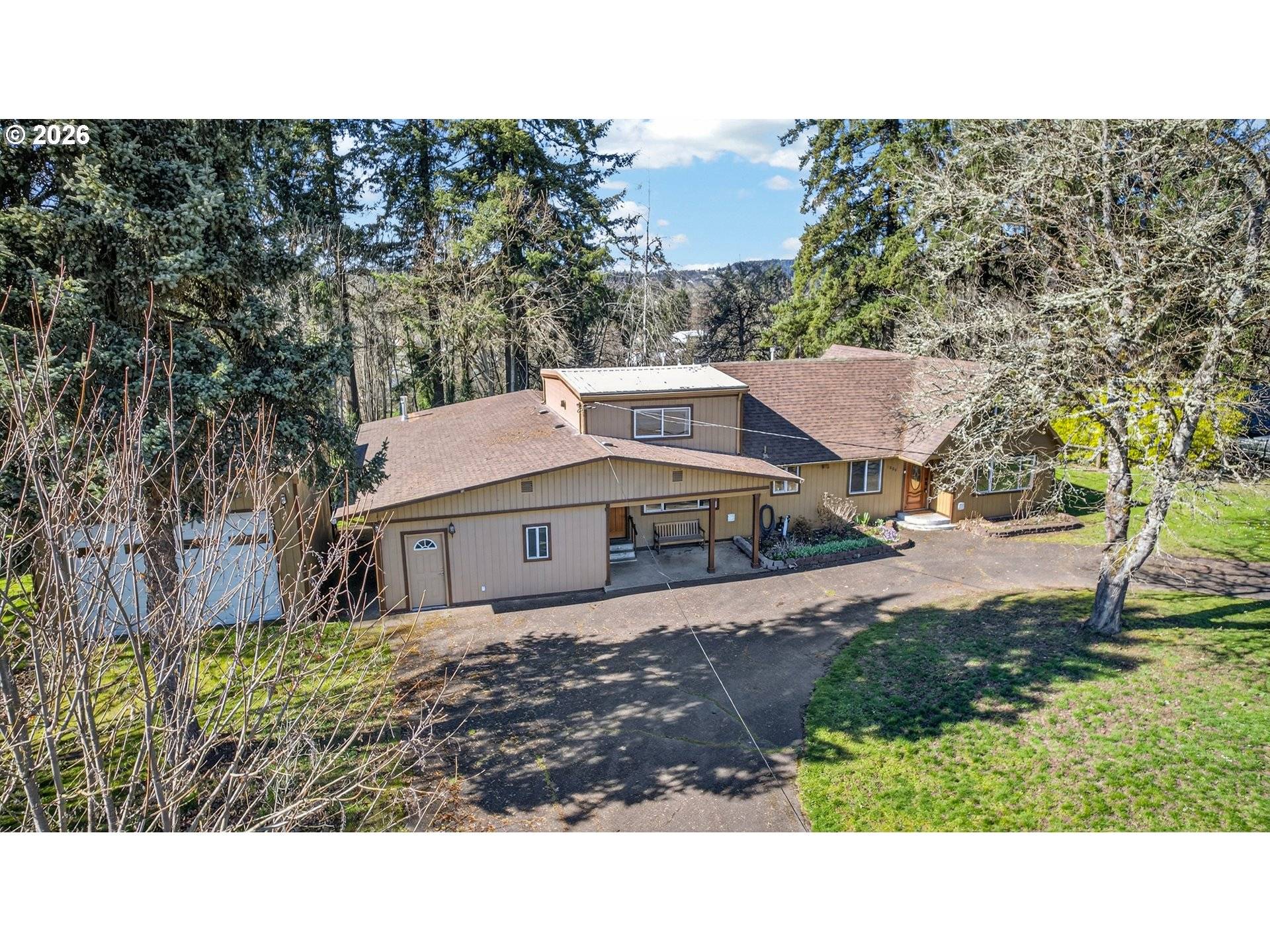1006 MOUNTAIN VIEW RD, Sweet Home, OR 97386