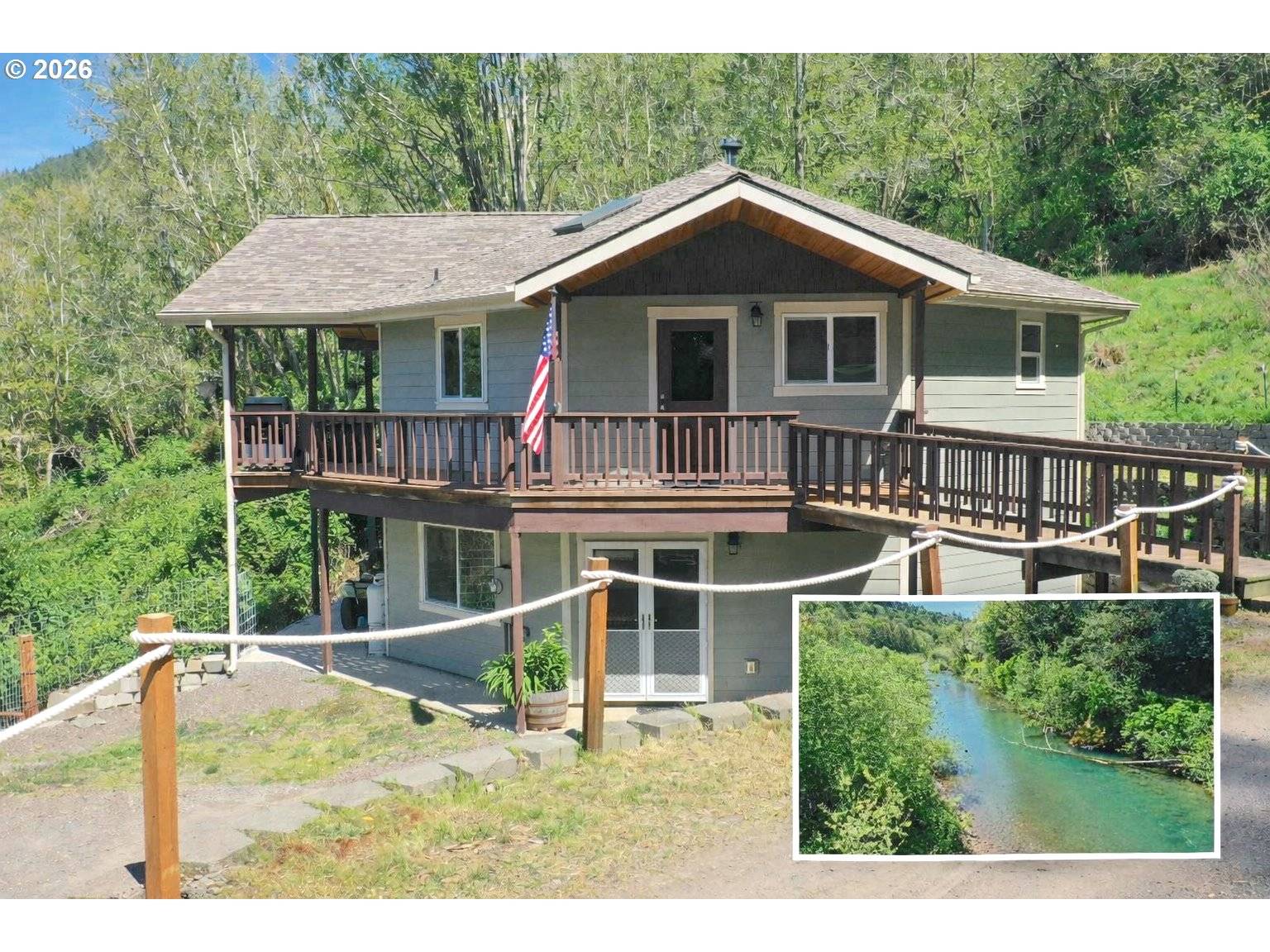 17638 LEWIS CREEK RD, Brookings, OR 97415