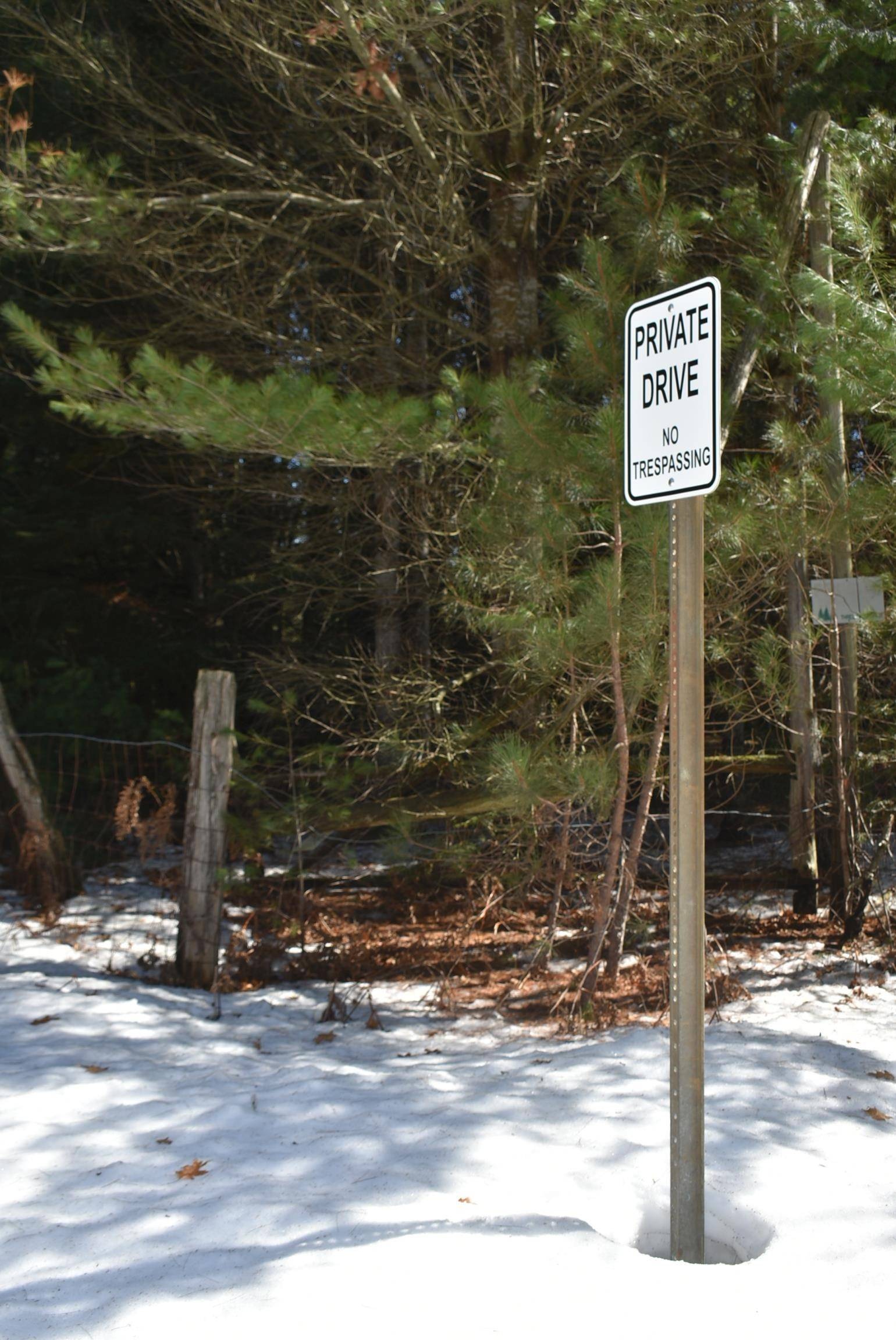 Roop RD, Paradise Twp, MI 49649