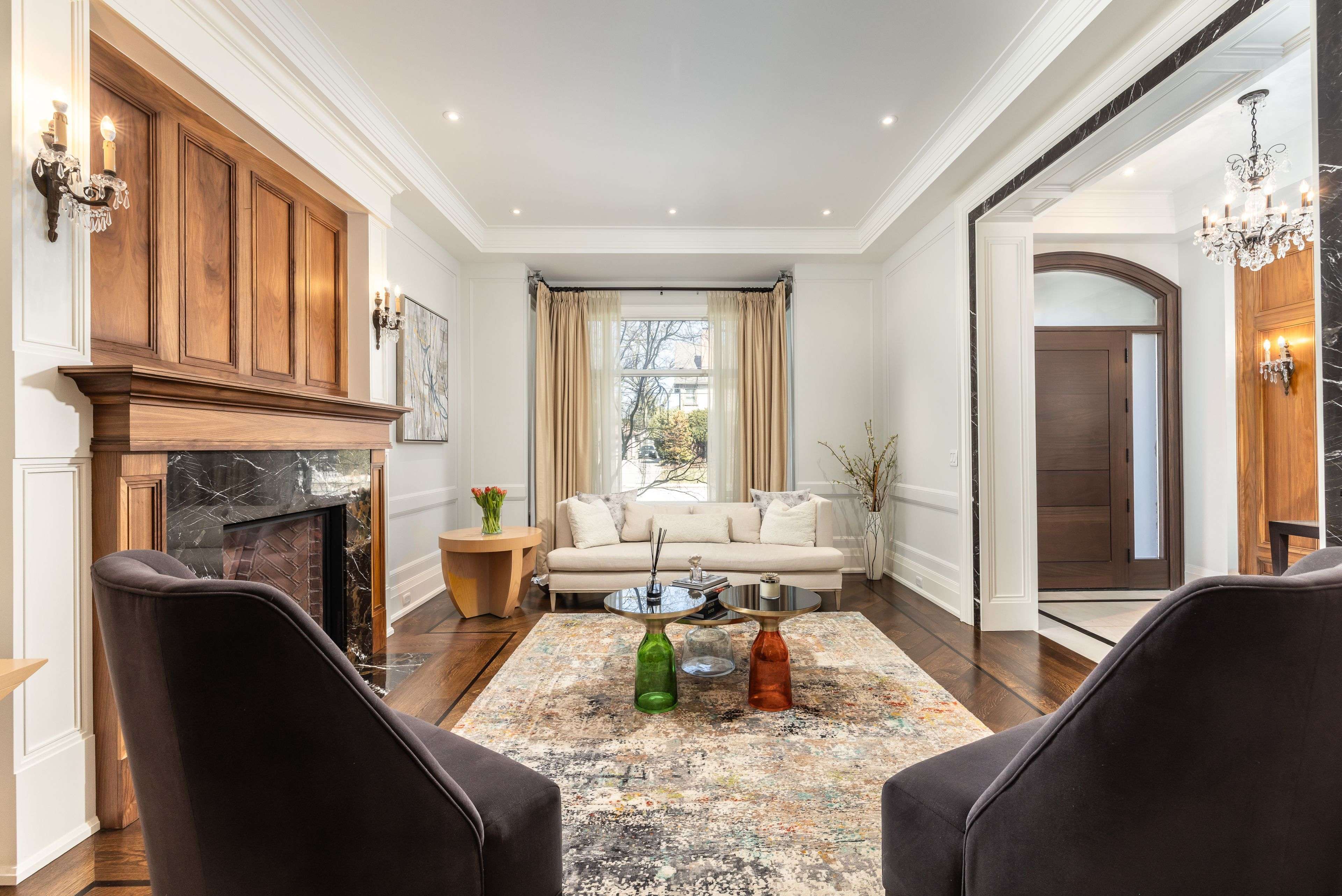 147 St Leonard's AVE, Toronto C04, ON M4N 1K6