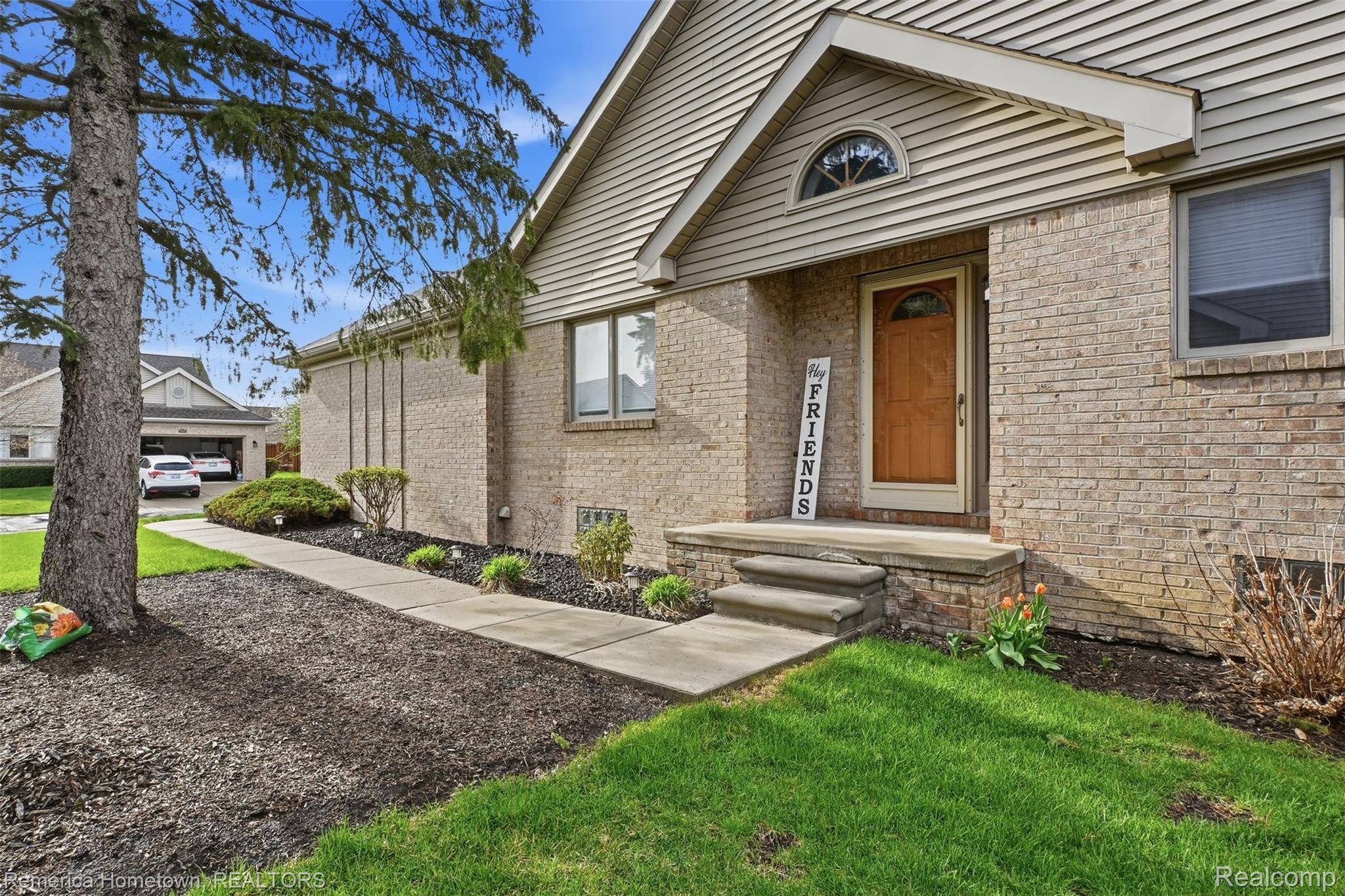 271 Edington CIR, Canton Charter Township, MI 48187