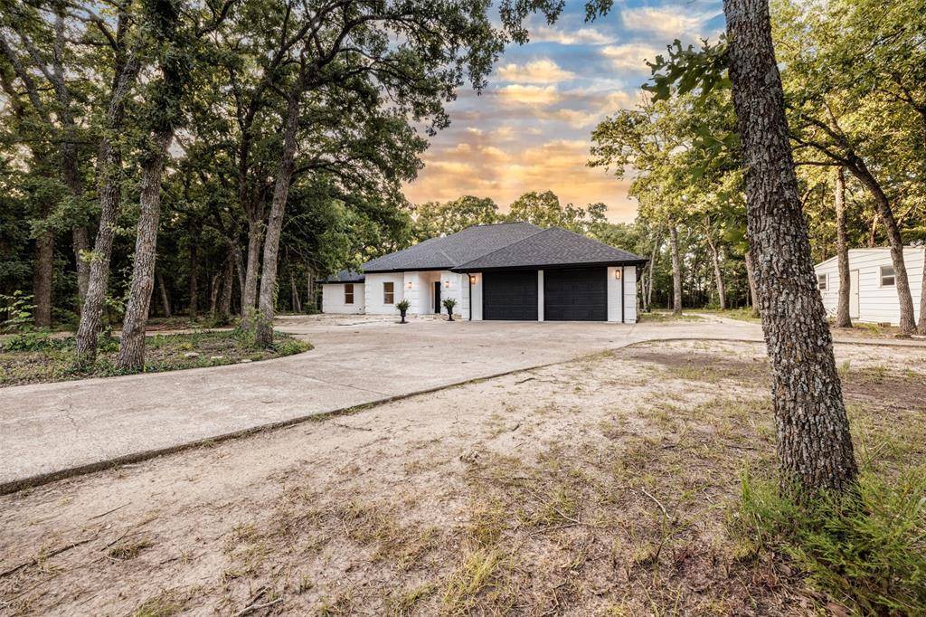 10206 County Road 2450, Terrell, TX 75160