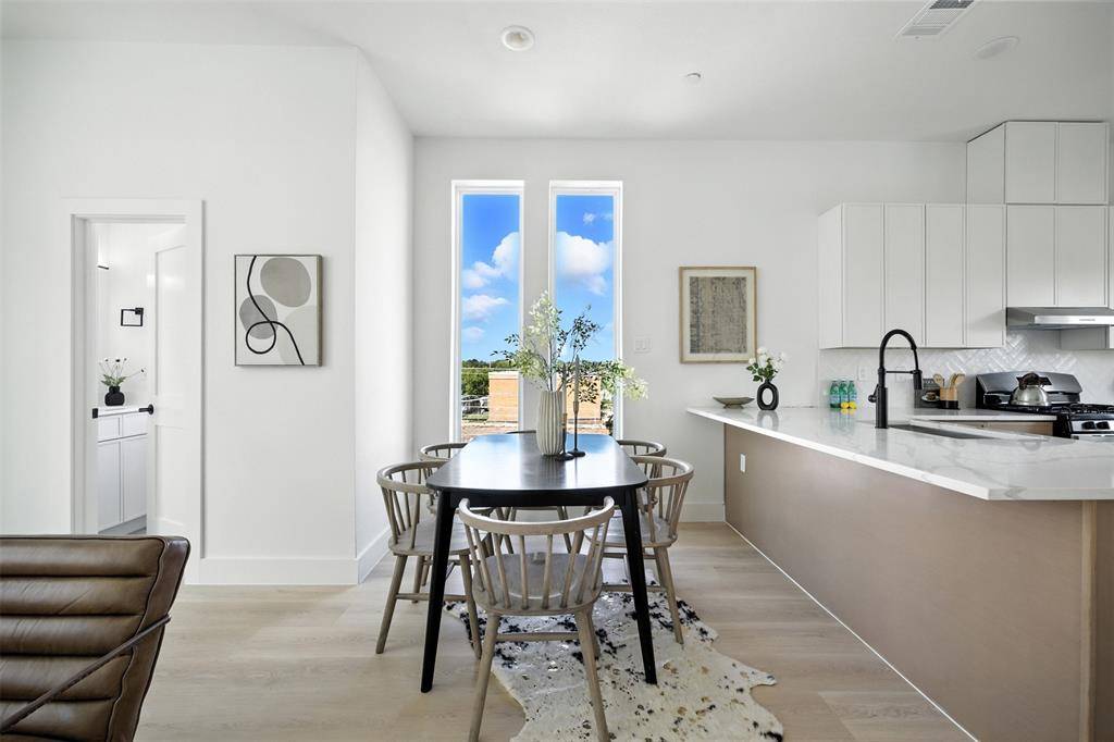 312 N Lancaster Avenue #104, Dallas, TX 75203