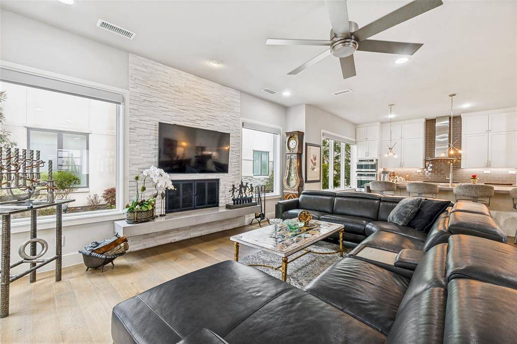 7265 Inwood Road, Dallas, TX 75209