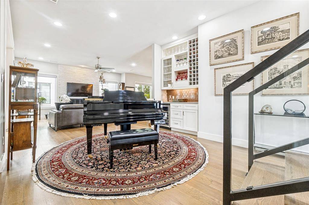 7265 Inwood Road, Dallas, TX 75209