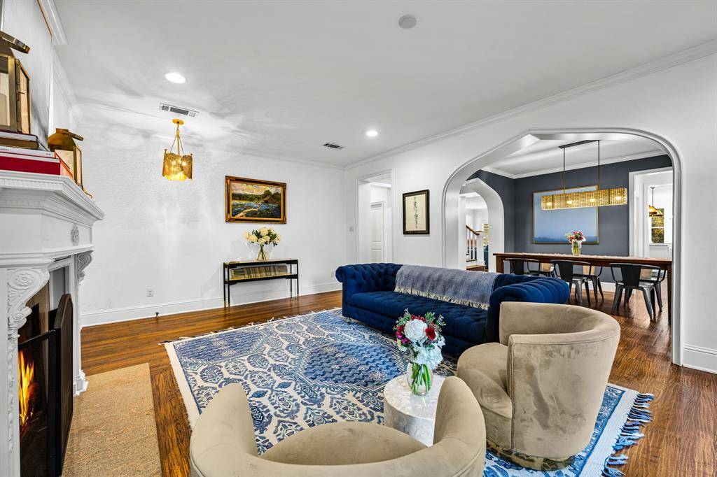 5338 Mercedes Avenue, Dallas, TX 75206