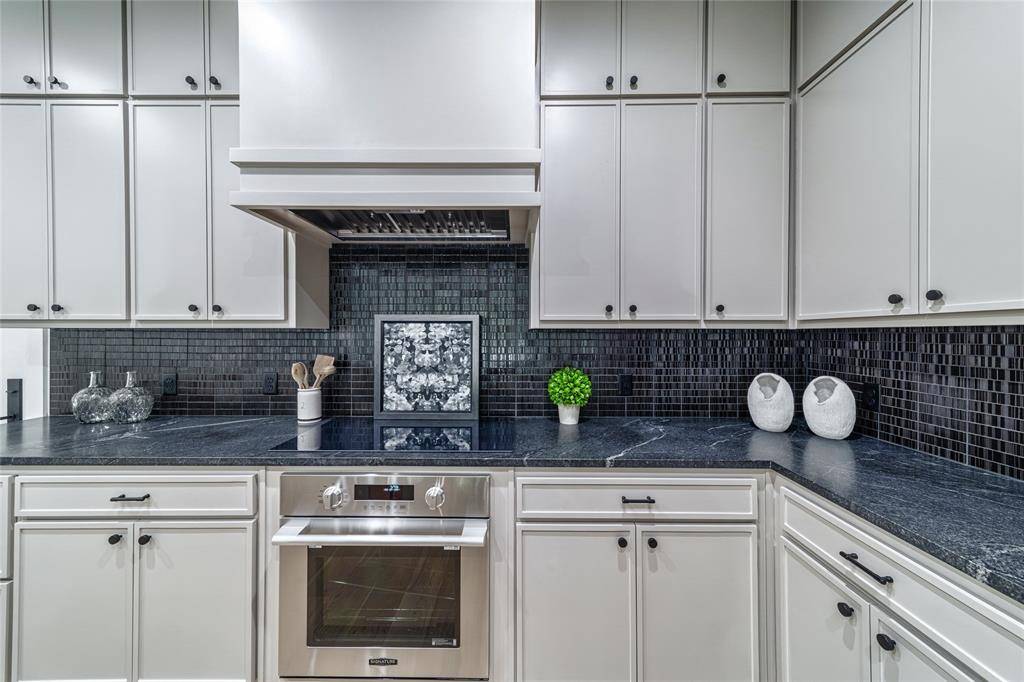 3601 Routh Street #1A, Dallas, TX 75219