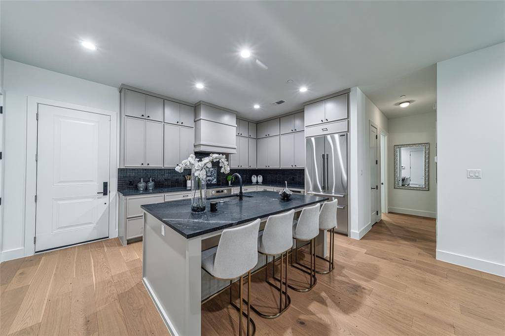 3601 Routh Street #1A, Dallas, TX 75219