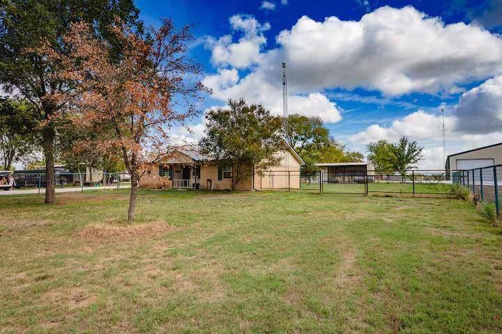 107 Camino Del Rosas, Woodway, TX 76712