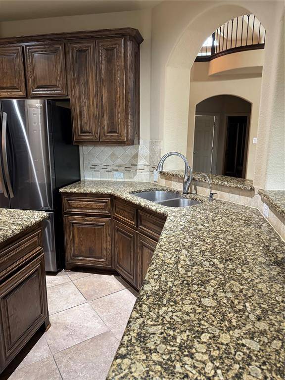 6132 Falls Lake Road, Fort Worth, TX 76179