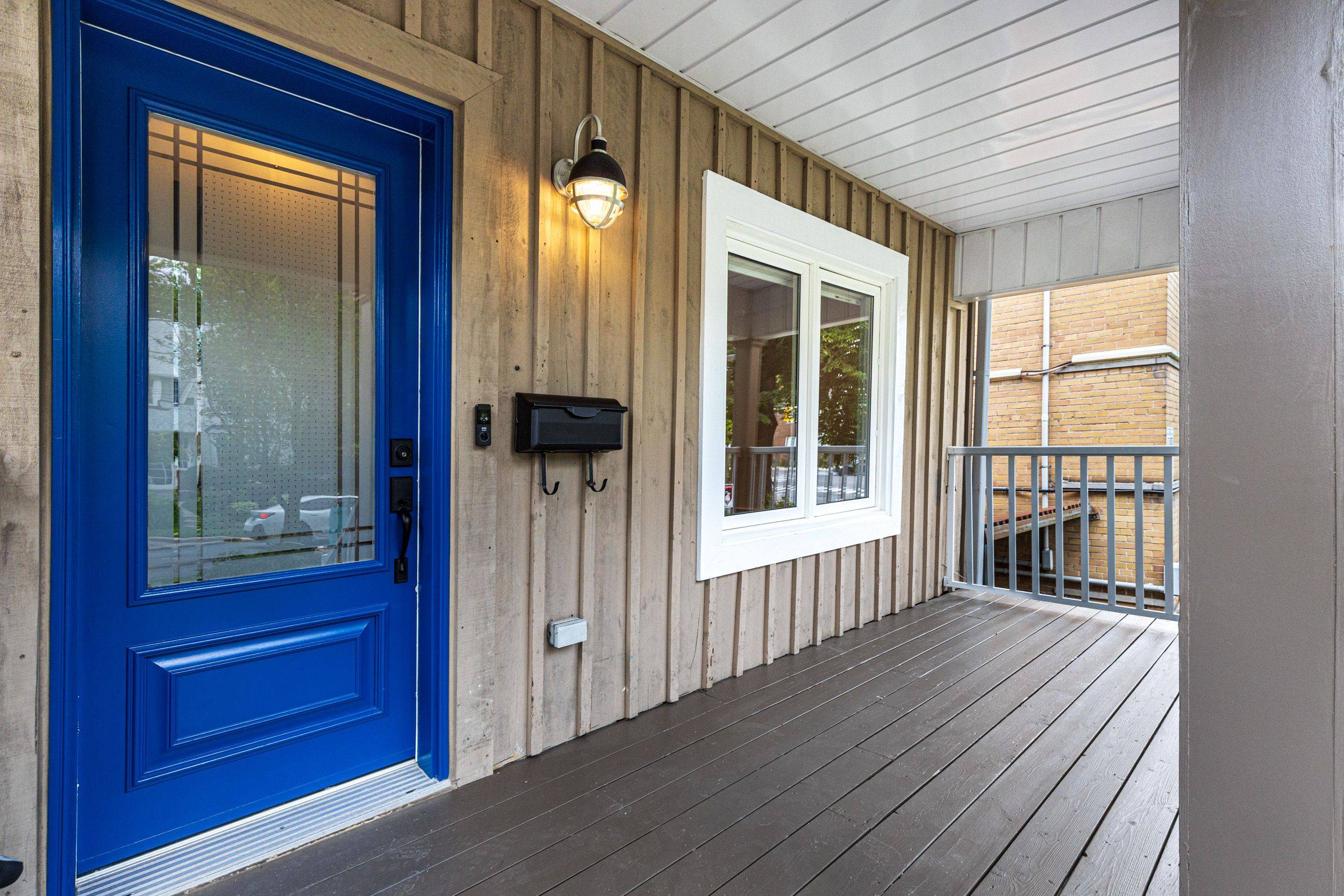 271 St Clair AVE E, Toronto C09, ON M4T 1P3