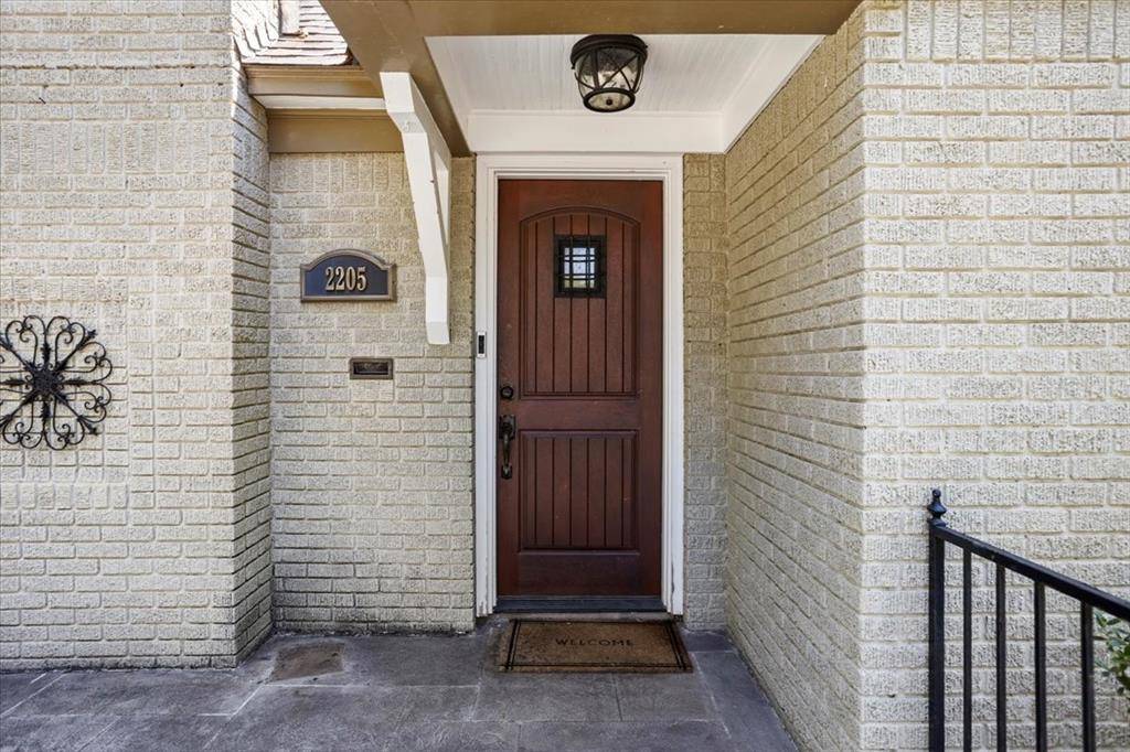 2205 Stanley Avenue, Fort Worth, TX 76110