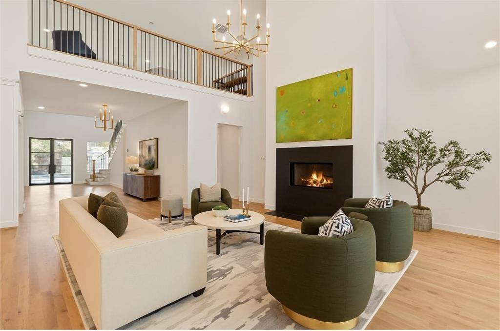 10565 Cromwell Drive, Dallas, TX 75229