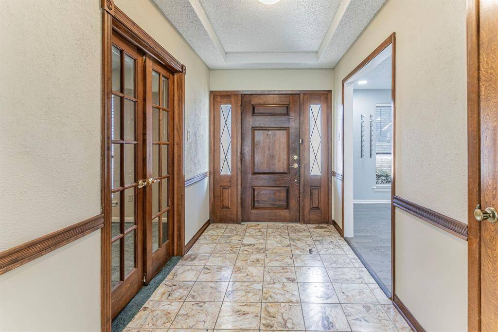 1112 Spring Lake Drive, Duncanville, TX 75137