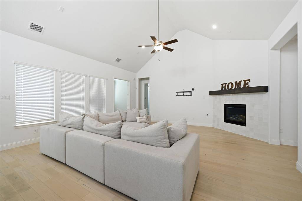 1838 Gem Drive, Rockwall, TX 75087