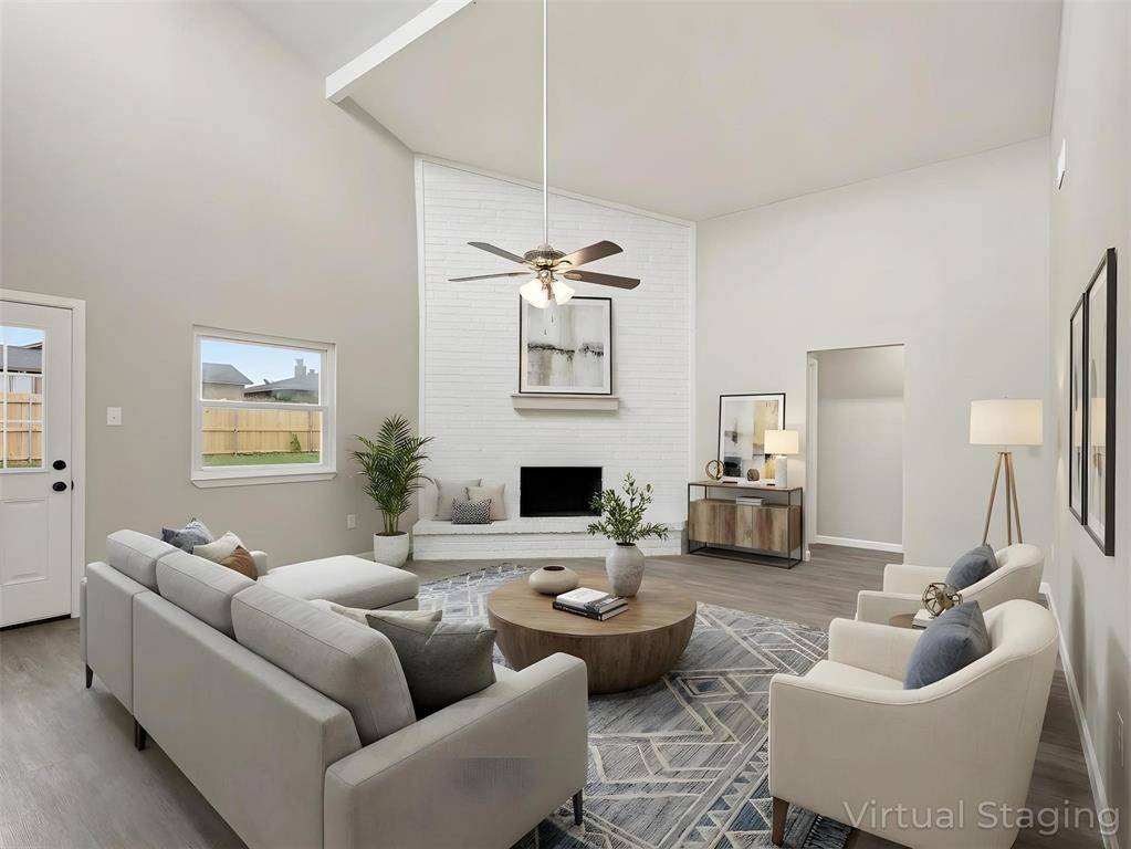 7321 Fredricksburg Drive, Forest Hill, TX 76140