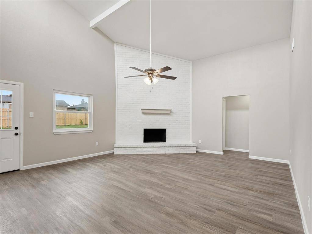 7321 Fredricksburg Drive, Forest Hill, TX 76140