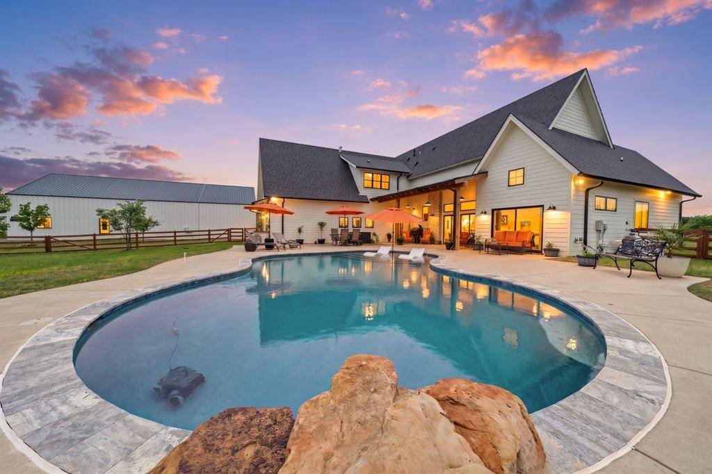 2014 W Elm Mott Drive, Waco, TX 76705