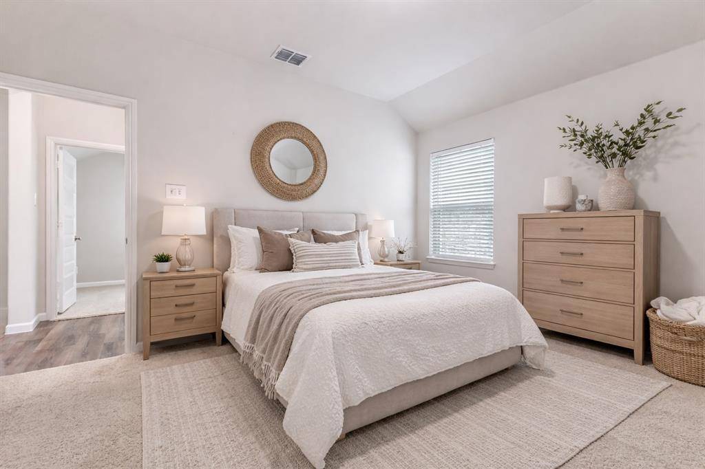 140 Chase Creek Drive, Lavon, TX 75166