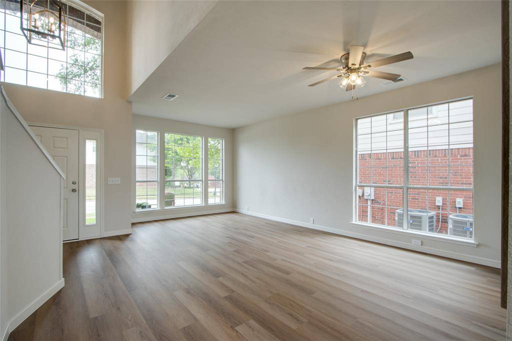 4008 Double Oak Drive, Bedford, TX 76021