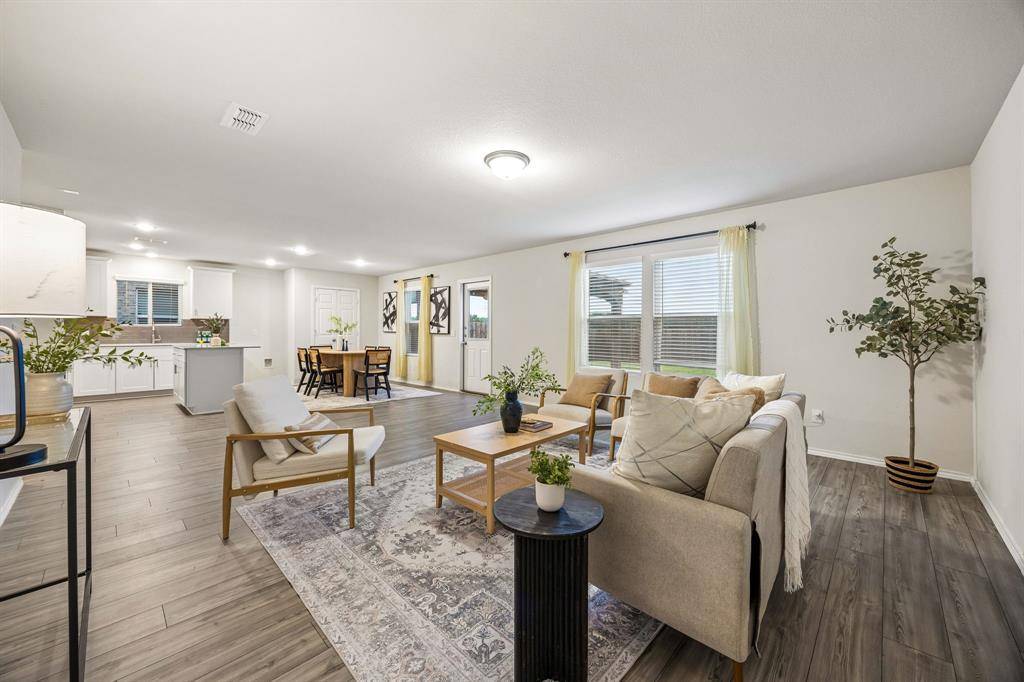 805 Harefield, Haslet, TX 76052