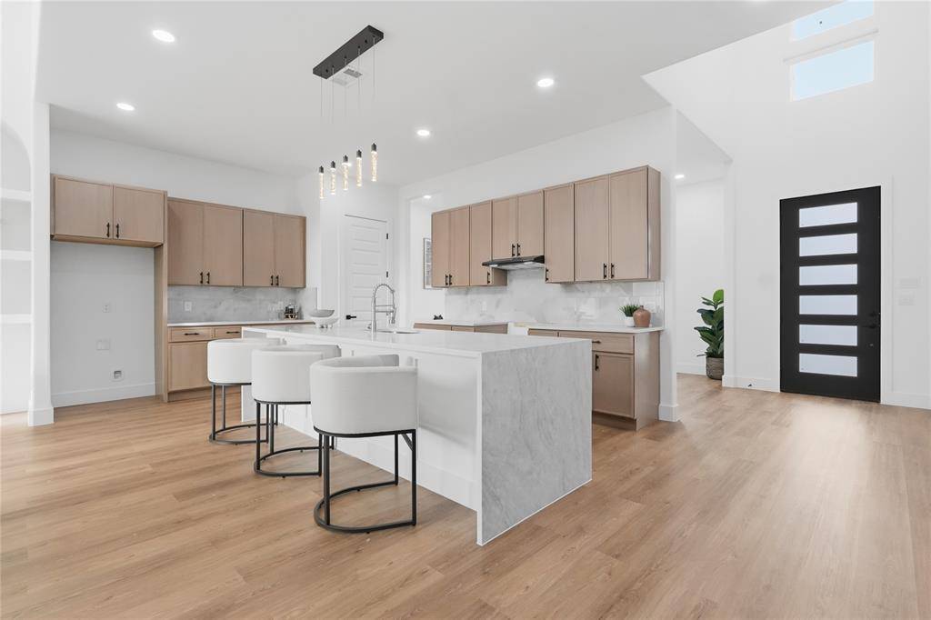 7817 Red Spring Road, Dallas, TX 75241