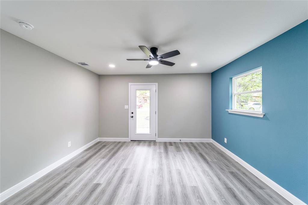 2916 Malcolm Street, Fort Worth, TX 76112