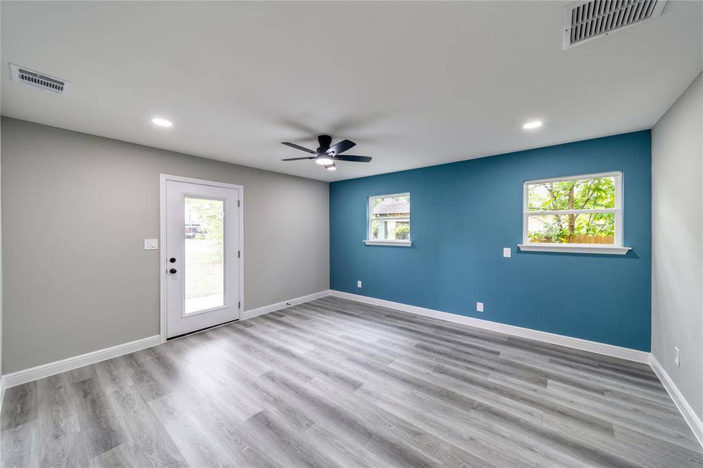 2916 Malcolm Street, Fort Worth, TX 76112