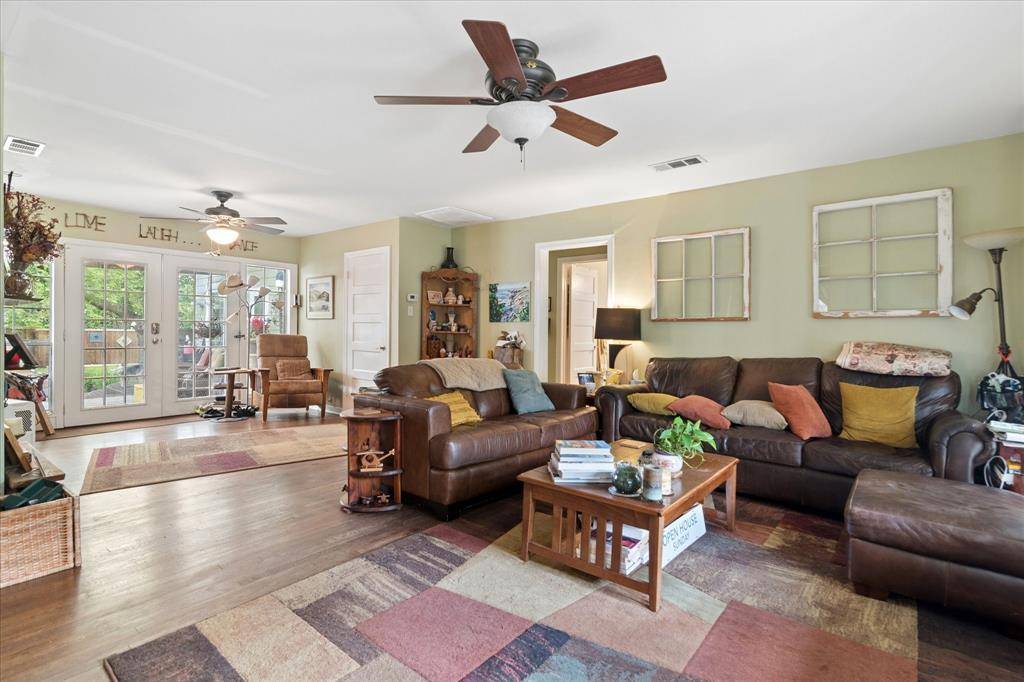 8910 San Fernando Way, Dallas, TX 75218