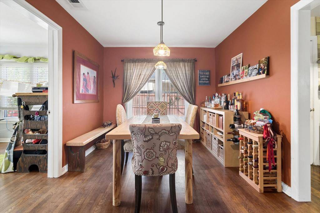 8910 San Fernando Way, Dallas, TX 75218