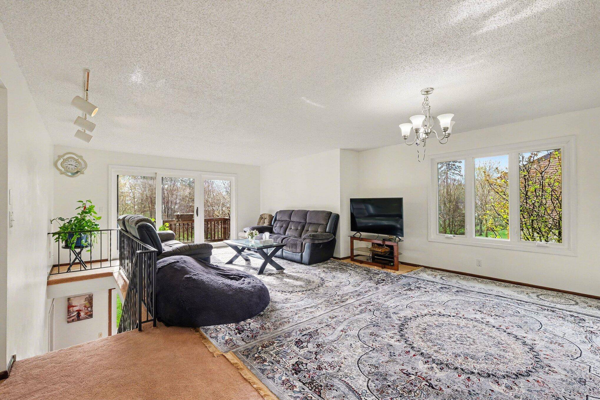 625 Maple Creek DR, Holland City, MI 49423