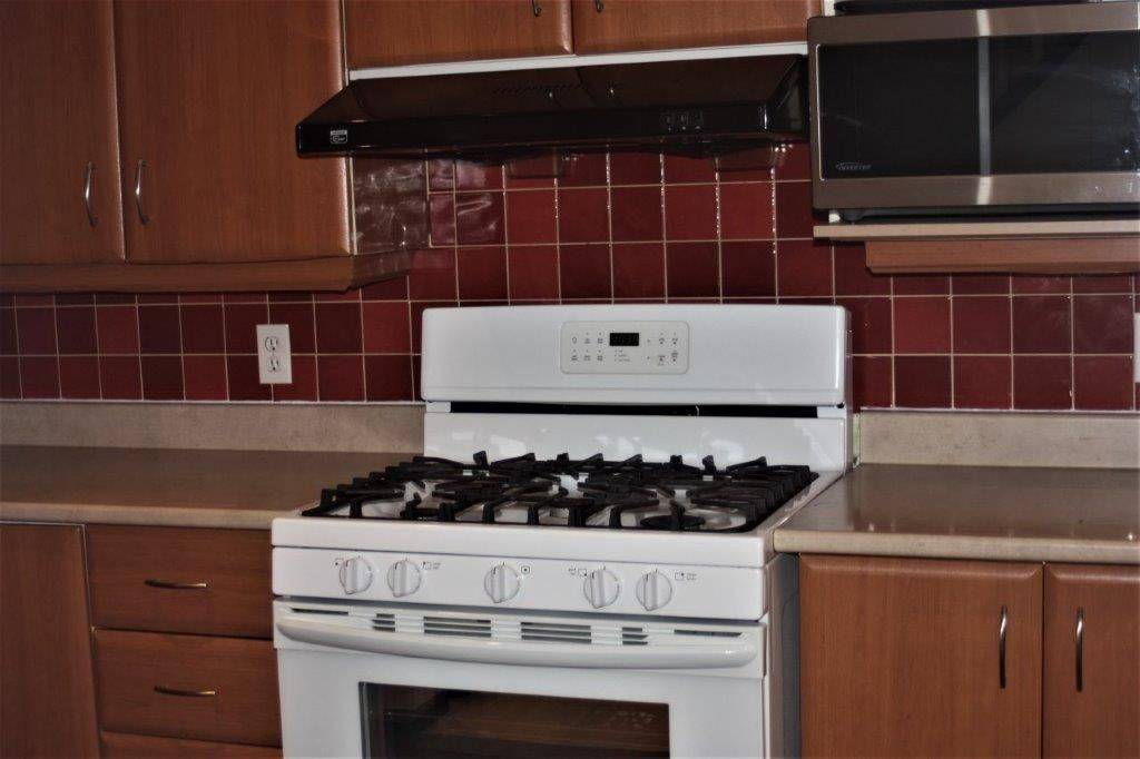 719 Melbourne AVE, Carlingwood - Westboro And Area, ON K2A 1X4