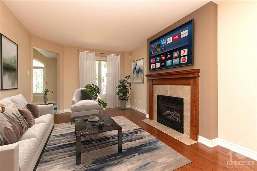 4143 Kelly Farm DR, Blossom Park - Airport And Area, ON K1T 4H9