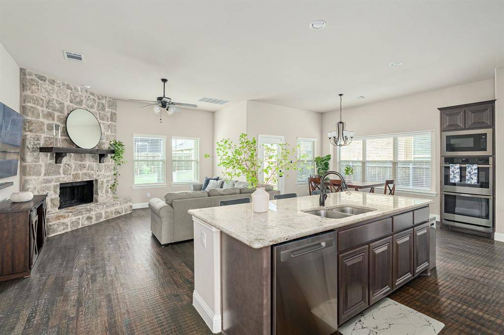 209 Michael Drive, Princeton, TX 75407