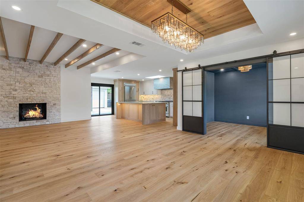 6645 Lange Circle, Dallas, TX 75214