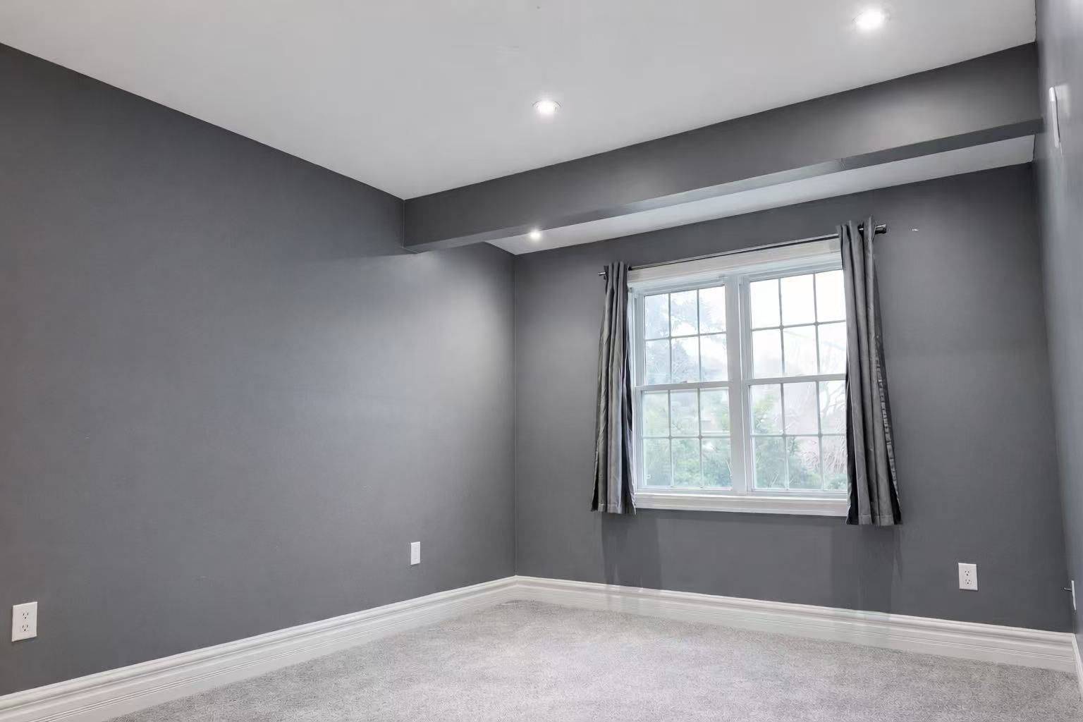 228 Pine Cove RD, Burlington, ON L7N 1W2