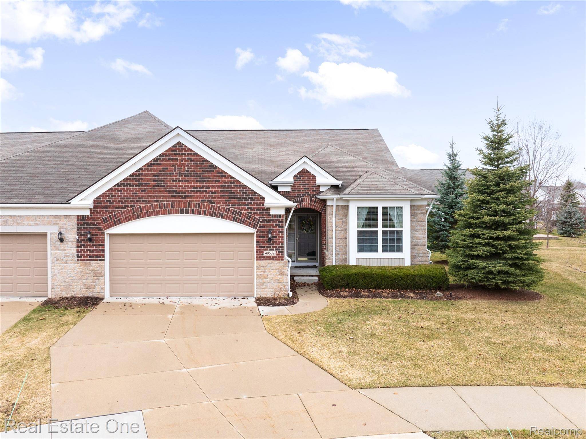 49539 Stillmeadow CT, Macomb Township, MI 48042