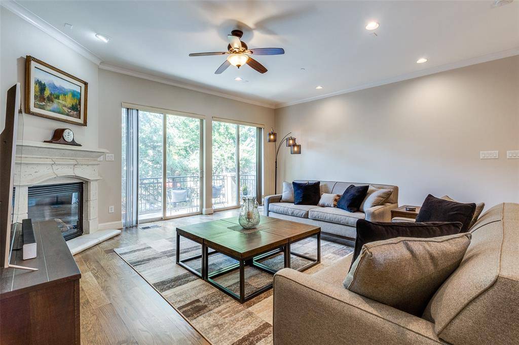 6333 Richmond #D, Dallas, TX 75214