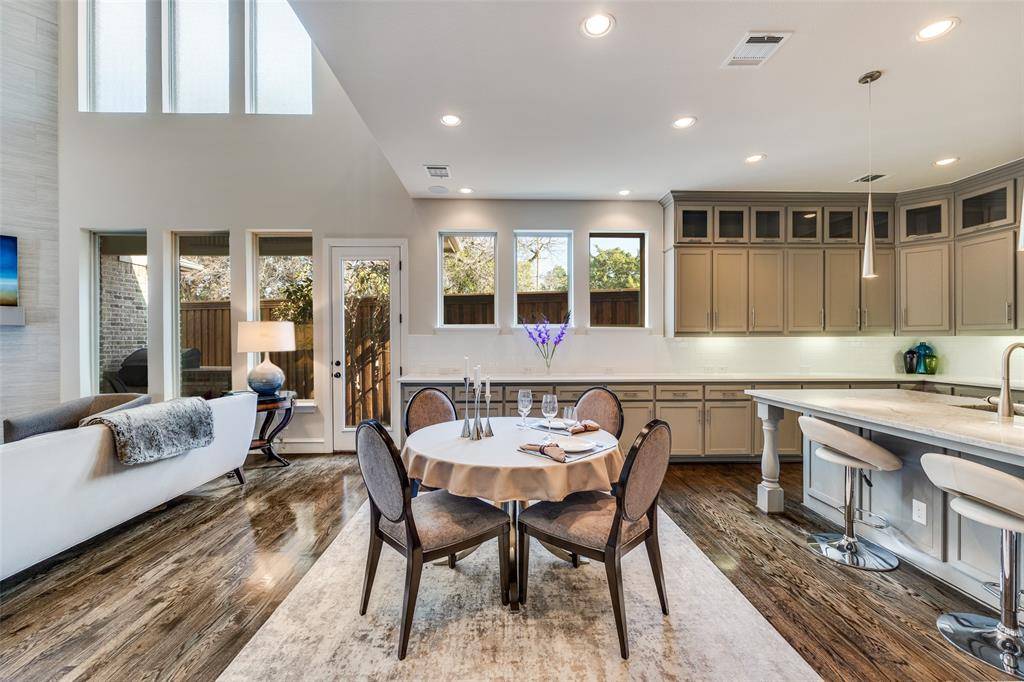 9444 Monteleon, Dallas, TX 75220