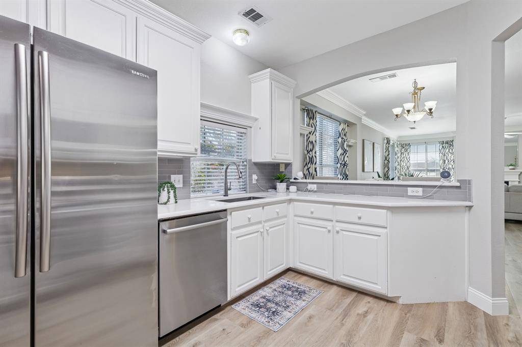 1100 Breezewood Drive, Lewisville, TX 75077