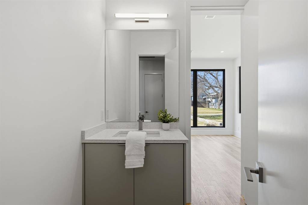 8806 Diceman Drive, Dallas, TX 75218