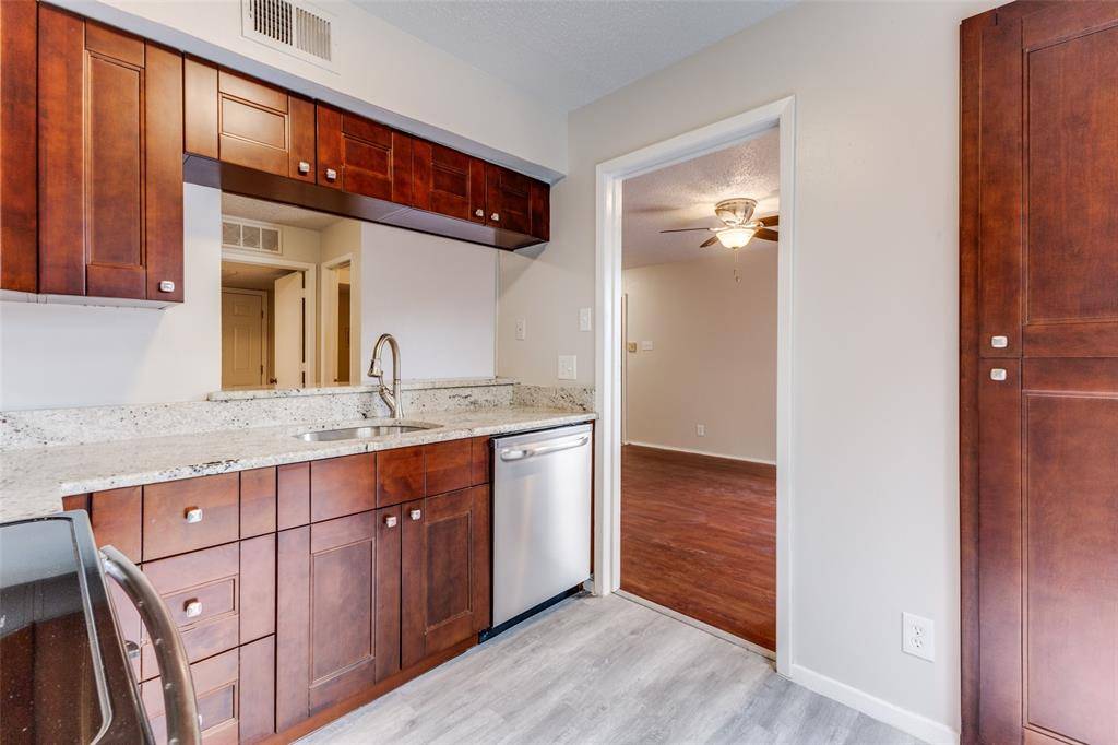 4800 Northway Drive #16 B, Dallas, TX 75206