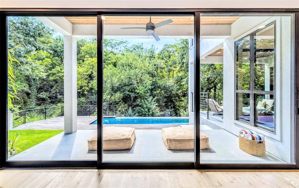 655 Kessler Reserve Court, Dallas, TX 75208