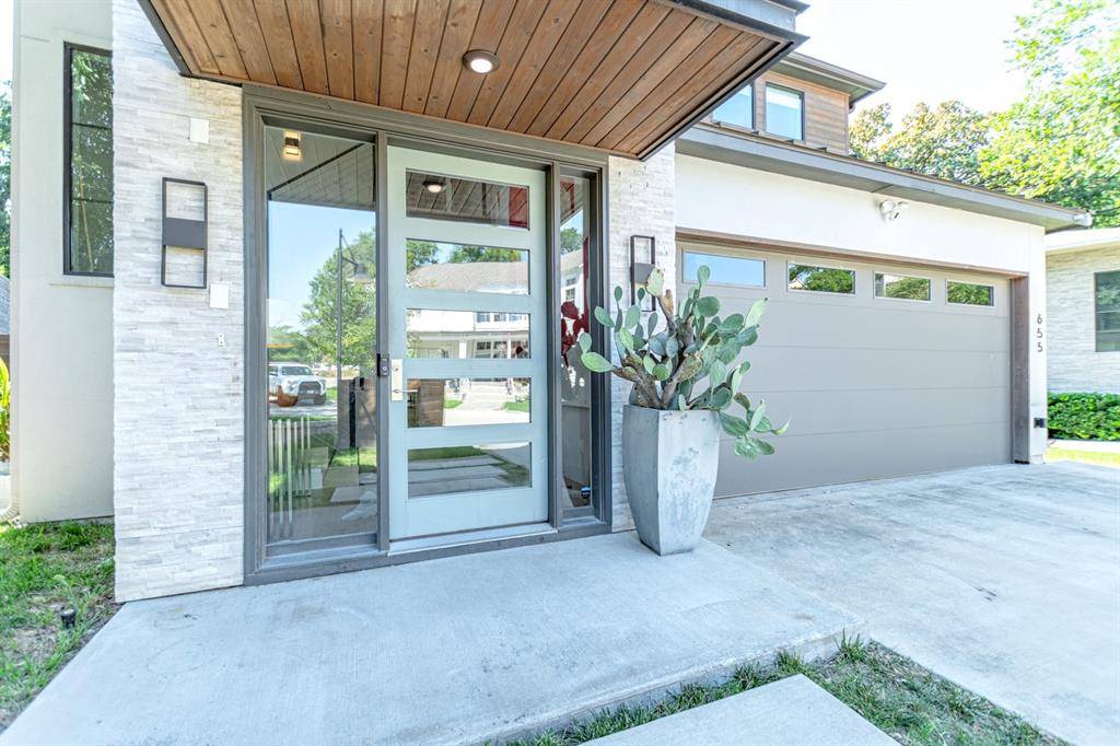 655 Kessler Reserve Court, Dallas, TX 75208