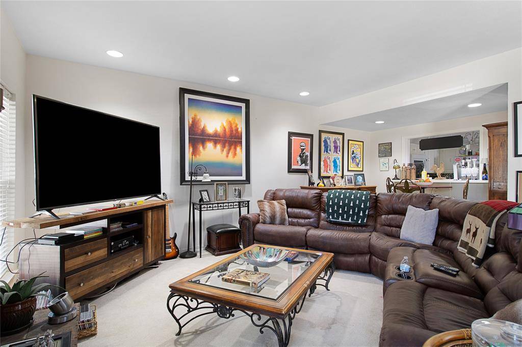 4988 Thunder Road, Dallas, TX 75244