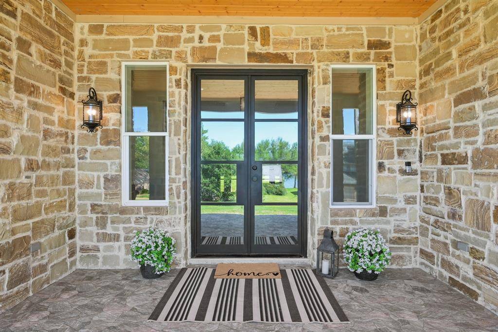 115 Palo Blanco Street, Mabank, TX 75156