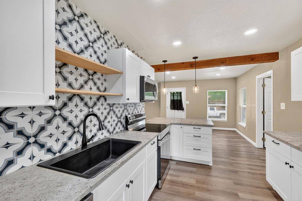 712 SE 18th Street, Mineral Wells, TX 76067