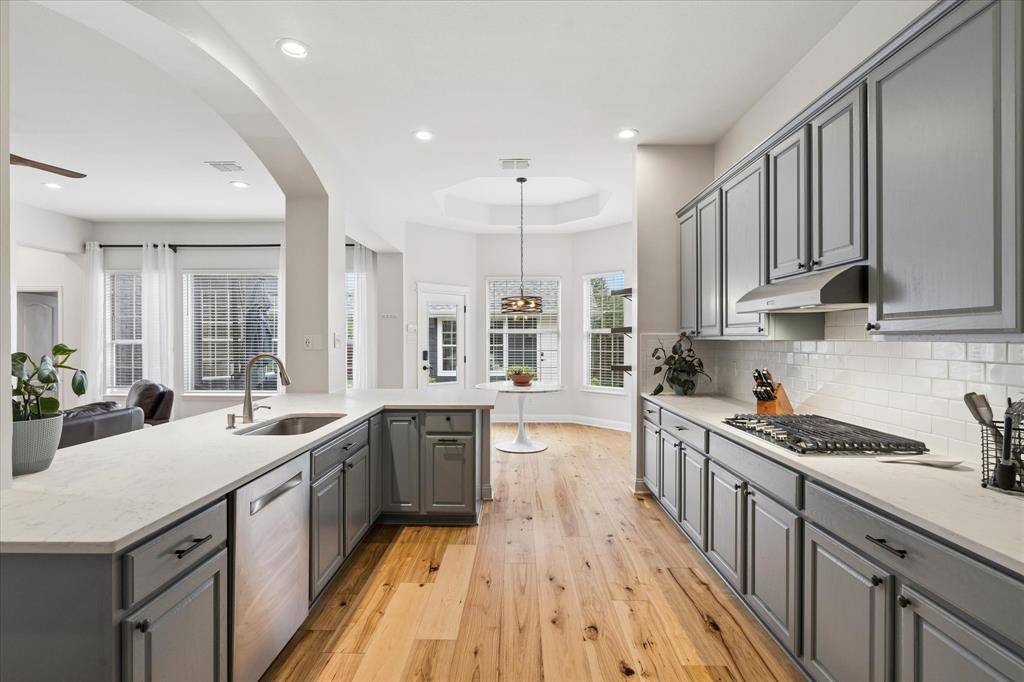 8008 Bridge Street, North Richland Hills, TX 76180